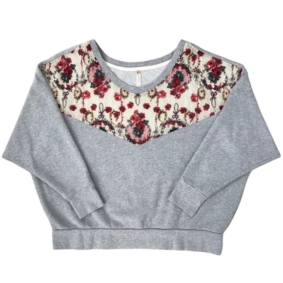 Free People Oversized Sweatshirt Small Relaxed Boho Fit Floral Lace Cottagecore - Picture 2 of 14